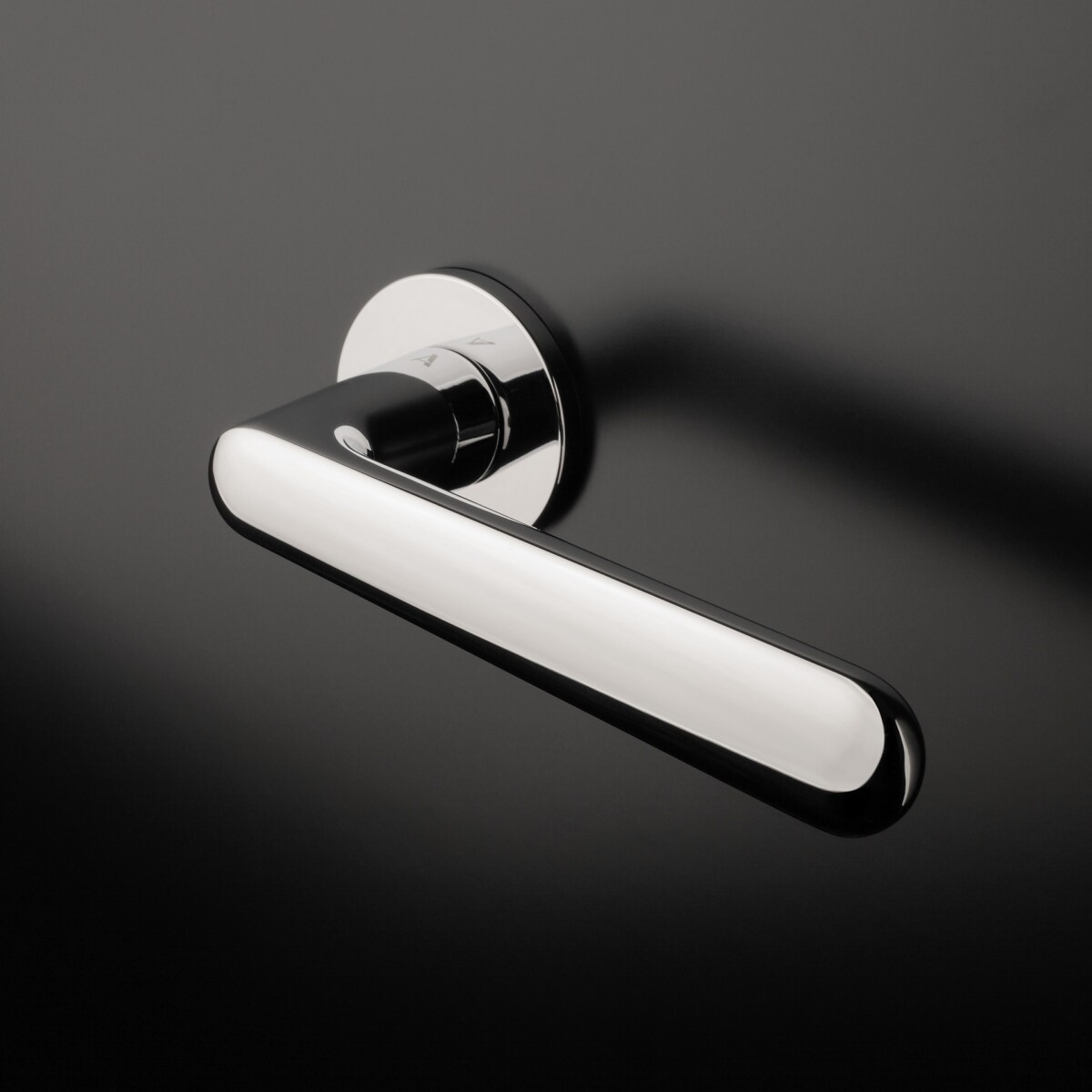 Klamka APRILE ARIA ROZETA R SUPER SLIM 5MM LC - chrom polerowany