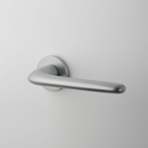 Klamka APRILE AZALIA ROZETA R SLIM 7MM SC - chrom satynowy